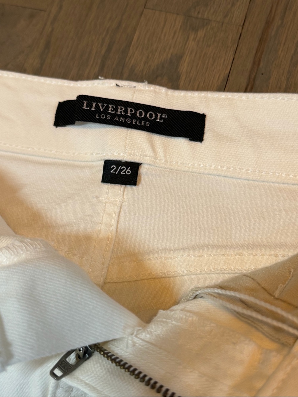 Liverpool White Denim Fringe Hem Skirt. Size 2/26 - Picture 6 of 8